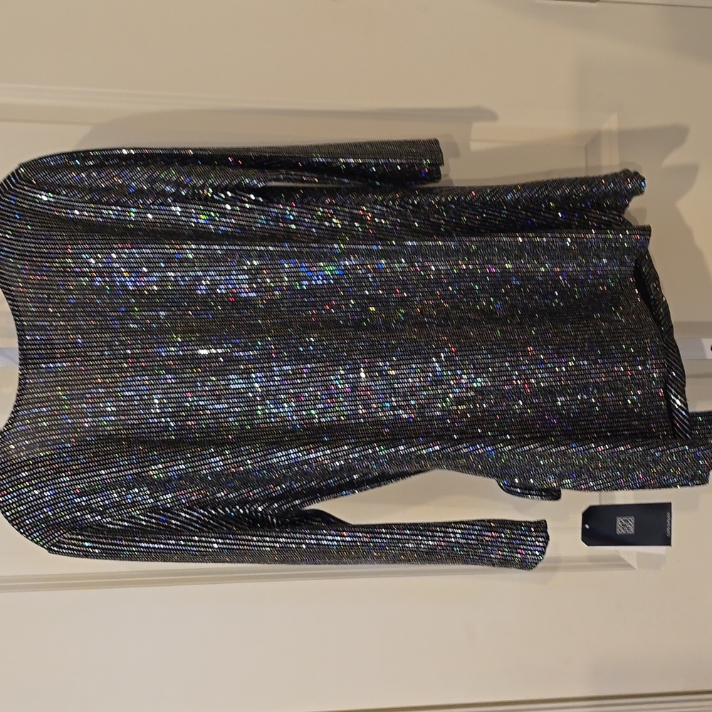 Clara Sunwoo Black and Silver wrap style Top Large - Picture 5 of 6